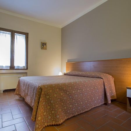 Antico Casale Le Fossate Hotel Giove Ngoại thất bức ảnh